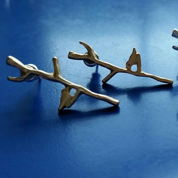 Bird on a Branch Earrings - Picture 4 of 8